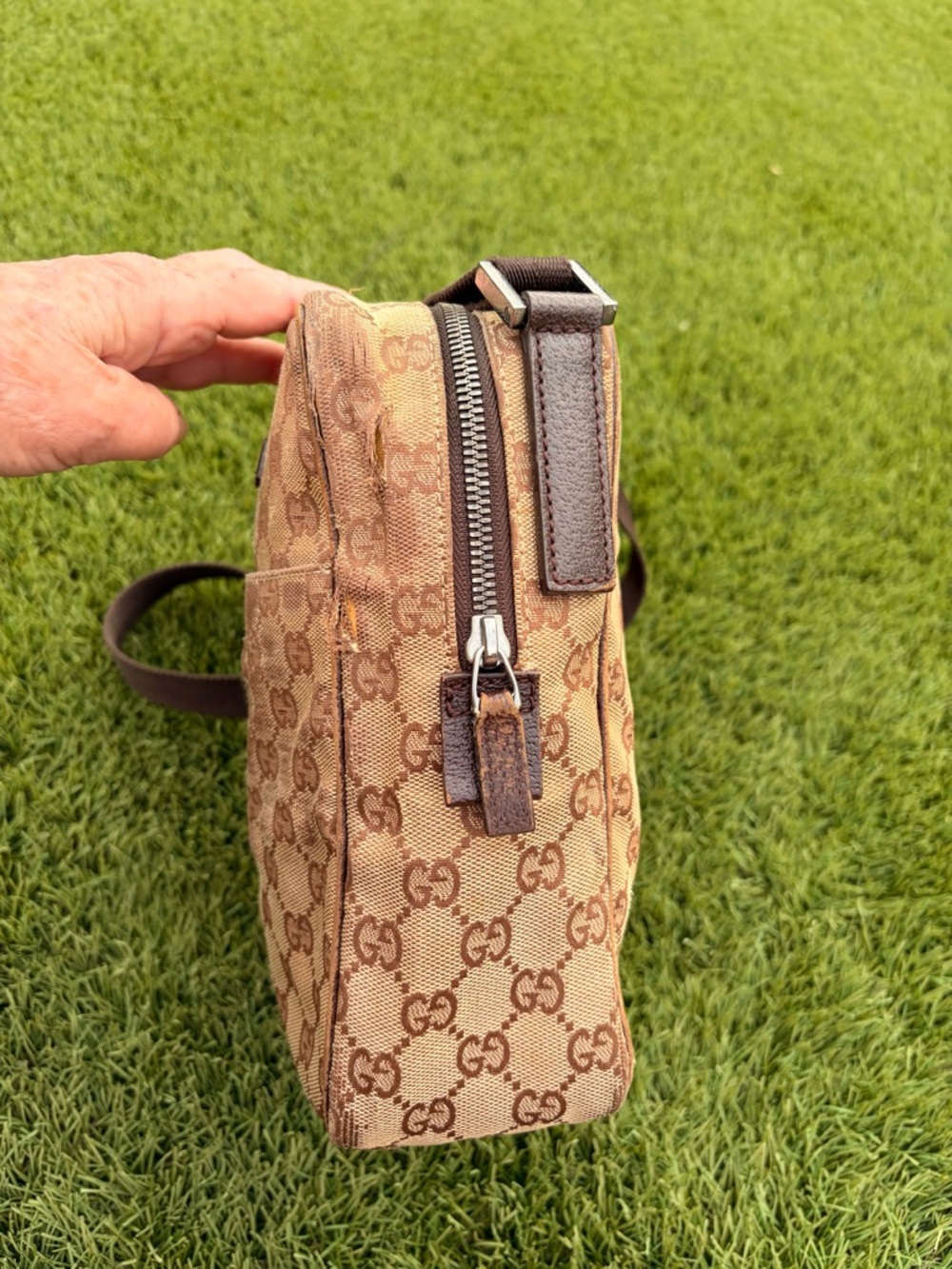 Gucci Monogram GG Crossbody Shoulder Bag Authentic - Picture 7 of 15